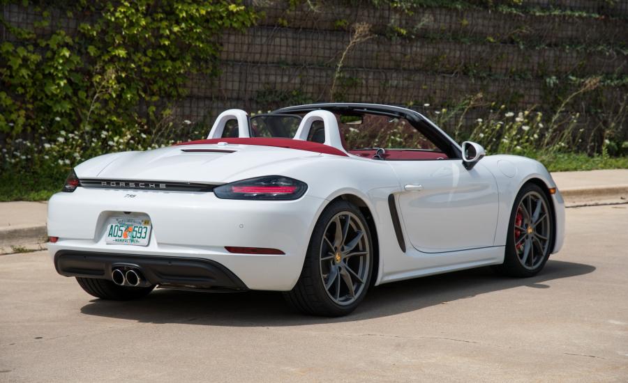  Porsche 718 Boxster S 2016 года  (NA) (фото 24 из 31)